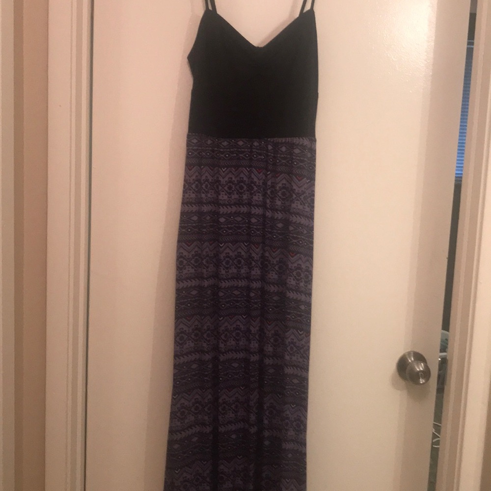 Mudd Maxi Dress size small